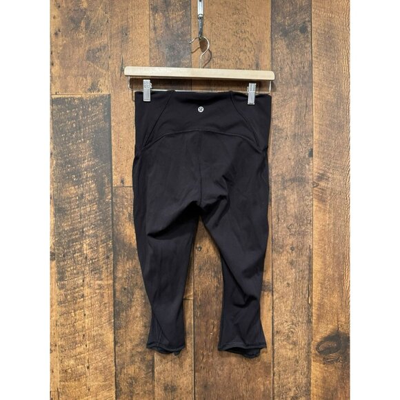 Lululemon Train Times Crop (17") Black Sz 8 EUC - Picture 2 of 4